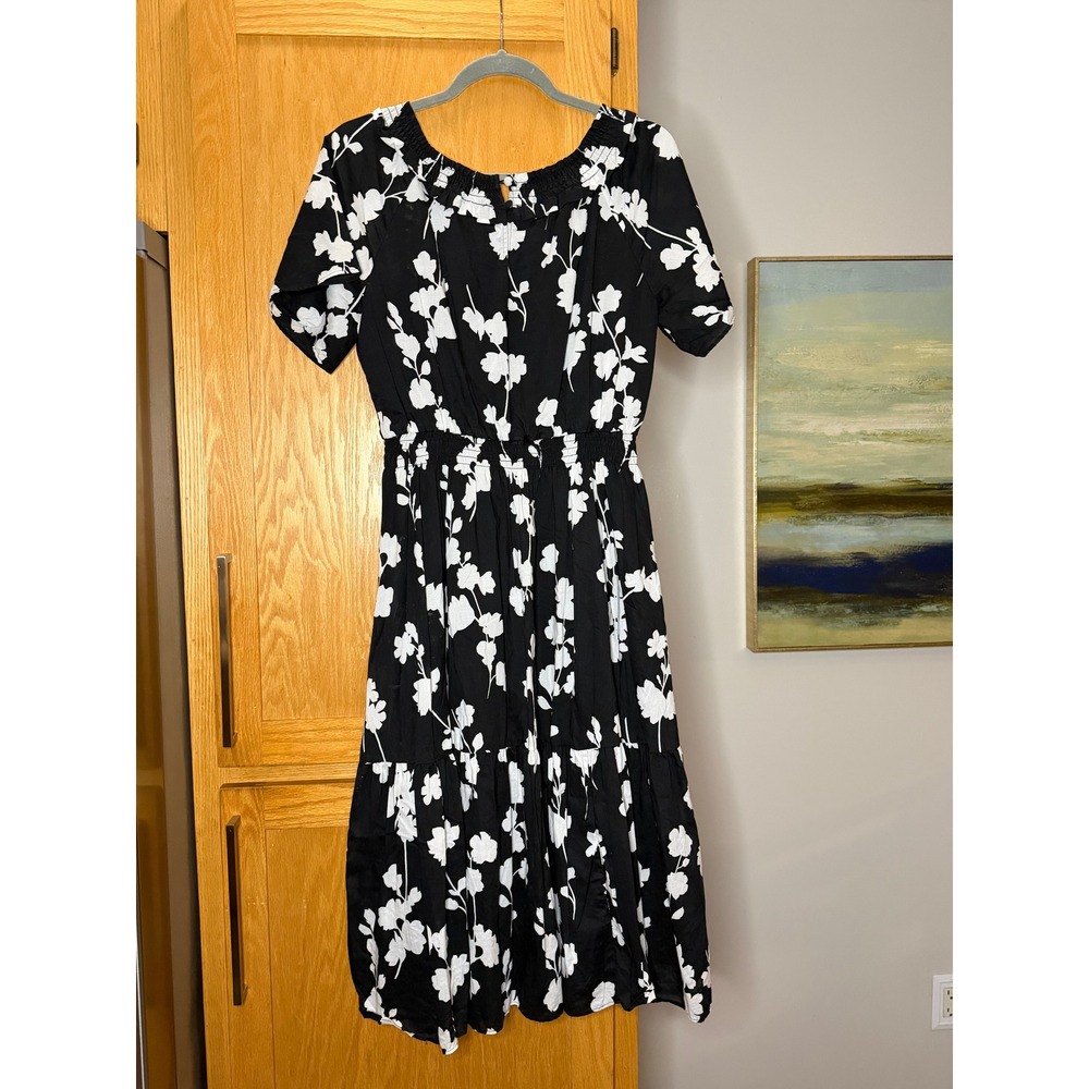 Ann Taylor Petite Black White Floral Smocked Midi Dress SP Lyocell Cotton Blend